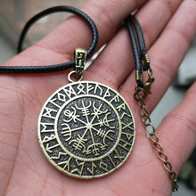 Load image into Gallery viewer, Nordic Symbol Viking Rune Circle Amulet Pendant Necklace