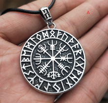Load image into Gallery viewer, Nordic Symbol Viking Rune Circle Amulet Pendant Necklace