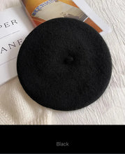 Load image into Gallery viewer, Wool Blend Adjustable French Berets Autumn Winter Fall Artist Cap Painters Hat