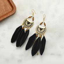 Load image into Gallery viewer, Black Feathers + Basket