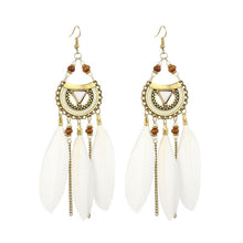 Load image into Gallery viewer, White Feathers + Basket