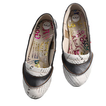 Load image into Gallery viewer, TMA EYES Black and White Newspaper-print Paneled Women&#39;s Shallow Casual Leather Low Heels
